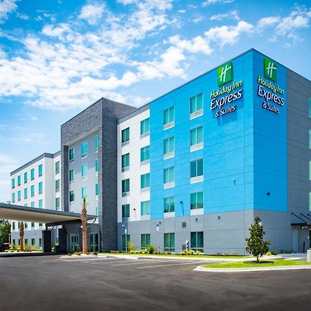 Holiday Inn Express & Suites Pensacola Airport North - I-10 By Ihg Ferry Pass Exterior photo